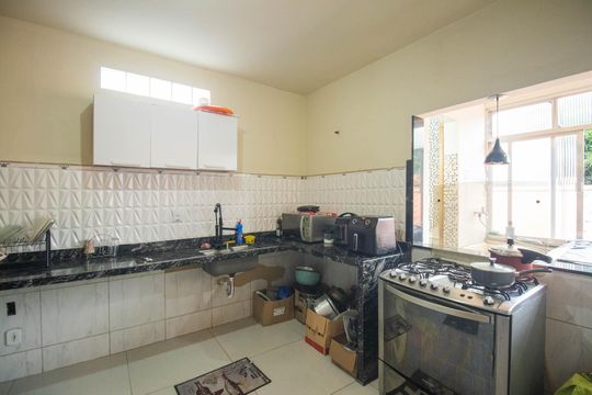 Cozinha de casa para alugar com 2 quartos, 111m² em Lagoinha, São Gonçalo