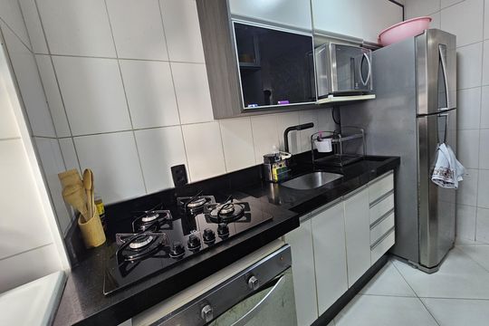 Cozinha de apartamento à venda com 2 quartos, 40m² em Vila Lutécia, Santo André