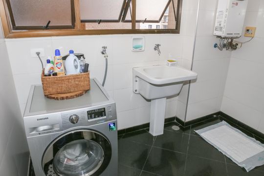 Área de Serviço de apartamento à venda com 4 quartos, 247m² em Perdizes, São Paulo
