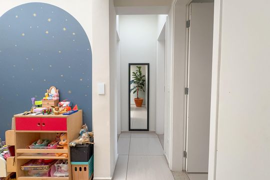 Corredor de casa à venda com 3 quartos, 190m² em Cidade São Francisco, São Paulo