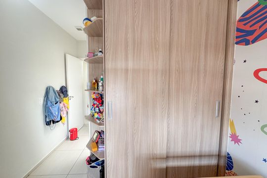 Quarto 3 de casa à venda com 3 quartos, 190m² em Cidade São Francisco, São Paulo