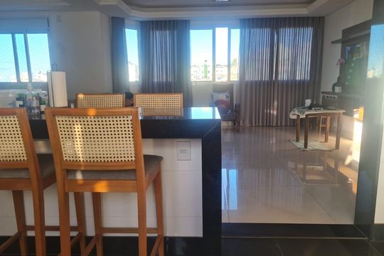 Sala de apartamento à venda com 3 quartos, 129m² em Barreiro, Belo Horizonte