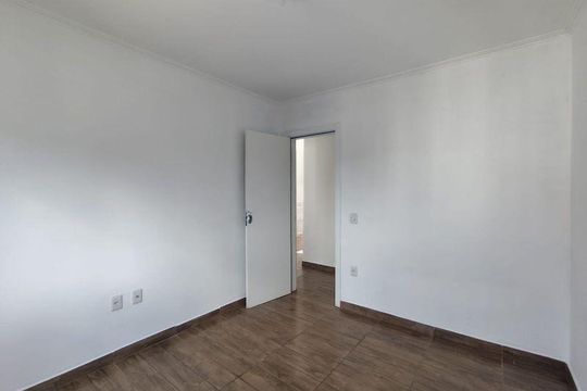 Quarto 1 de apartamento para alugar com 2 quartos, 55m² em Centro, Viamão