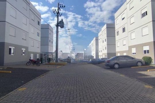 Área externa de apartamento para alugar com 2 quartos, 55m² em Centro, Viamão