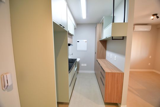 Cozinha de apartamento para alugar com 1 quarto, 46m² em Centro, Campinas