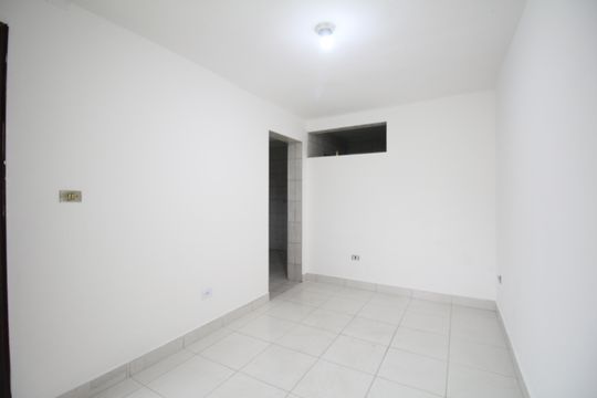 Sala de casa à venda com 3 quartos, 125m² em Vila Franca, São Paulo