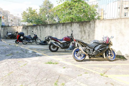 Área comum - Garagem de apartamento para alugar com 1 quarto, 50m² em Pilares, Rio de Janeiro