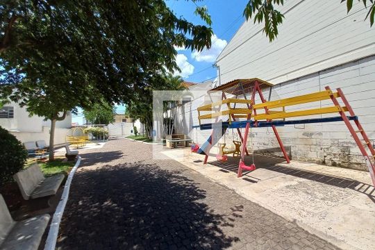 Área comum - Playground de casa de condomínio à venda com 2 quartos, 63m² em Vila Maria Eugênia, Campinas