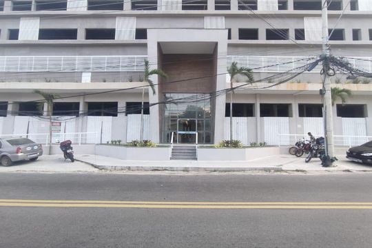 Fachada de apartamento para alugar com 3 quartos, 75m² em Mutondo, São Gonçalo