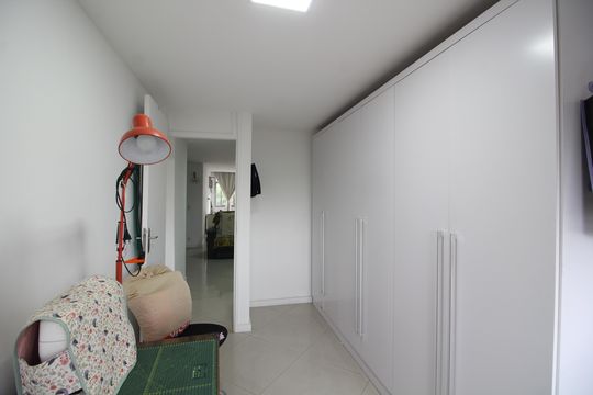 Quarto 1 de apartamento à venda com 2 quartos, 56m² em Jacarepaguá, Rio de Janeiro