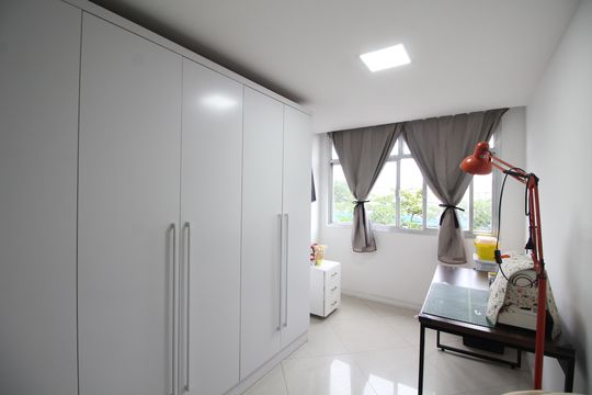 Quarto 1 de apartamento à venda com 2 quartos, 56m² em Jacarepaguá, Rio de Janeiro