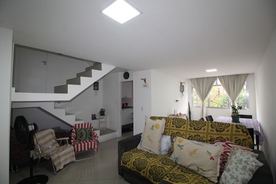 Sala de apartamento à venda com 2 quartos, 56m² em Jacarepaguá, Rio de Janeiro