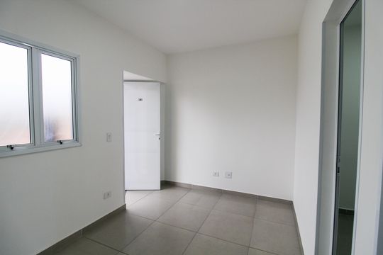 Sala de kitnet/studio para alugar com 1 quarto, 30m² em Jardim Bonfiglioli, São Paulo