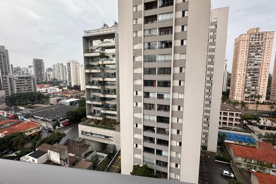 Apartamento para alugar com 2 quartos, 61m² em Jardim das Acacias, São Paulo