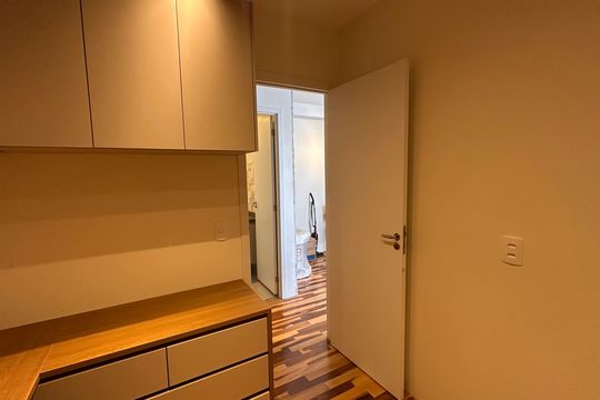 Apartamento para alugar com 2 quartos, 61m² em Jardim das Acacias, São Paulo