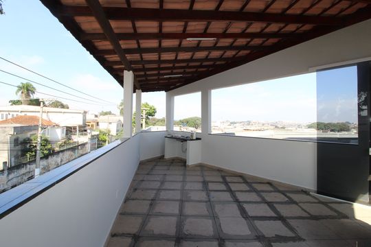 Área de Serviço de casa para alugar com 2 quartos, 180m² em Jardim Camargo Novo, São Paulo