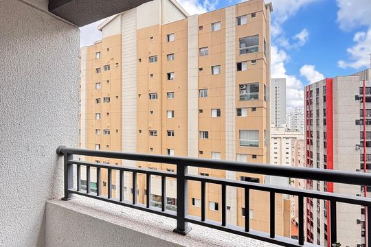 Varanda de apartamento à venda com 1 quarto, 24m² em Vila Nova Conceição, São Paulo