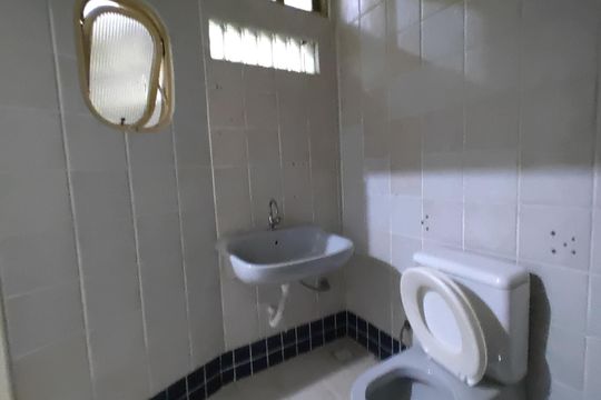 Banheiro de casa para alugar com 4 quartos, 220m² em Lídice, Uberlândia