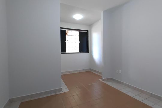 Casa para alugar com 4 quartos, 220m² em Lídice, Uberlândia