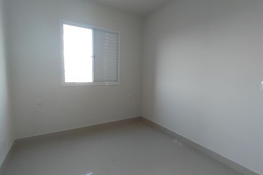 Quarto 1 de apartamento para alugar com 2 quartos, 48m² em Tibery, Uberlândia
