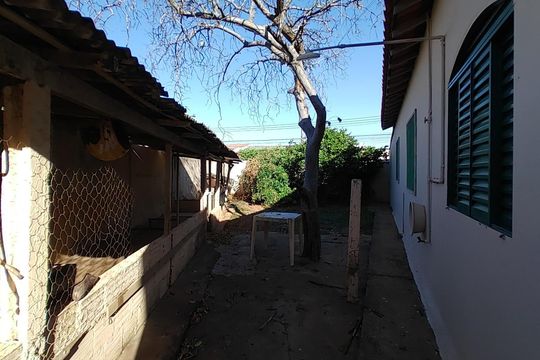 Área comum de casa para alugar com 3 quartos, 140m² em Pacaembu, Uberlândia