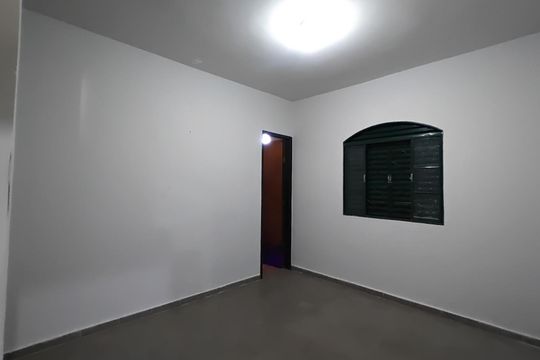 Quarto de casa para alugar com 3 quartos, 140m² em Pacaembu, Uberlândia