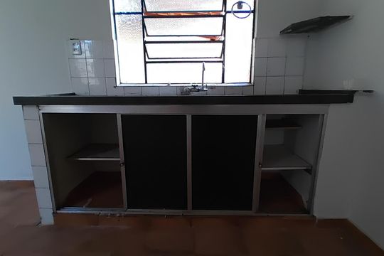 Cozinha de casa para alugar com 3 quartos, 140m² em Pacaembu, Uberlândia