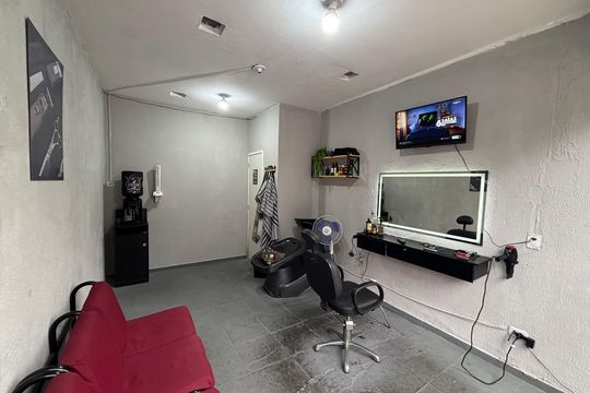Salao de casa à venda com 3 quartos, 170m² em Jardim Santo Elias, São Paulo