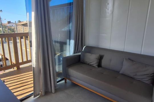 Sala de apartamento para alugar com 1 quarto, 35m² em Rio Tavares, Florianópolis