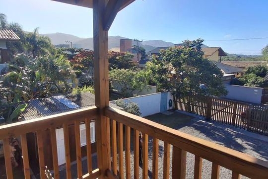 Varanda de apartamento para alugar com 1 quarto, 35m² em Rio Tavares, Florianópolis