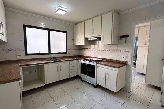 Apartamento para alugar com 3 quartos, 160m² em Campo Belo, São Paulo