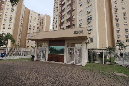 Fachada e portaria de apartamento à venda com 2 quartos, 67m² em Marechal Rondon, Canoas