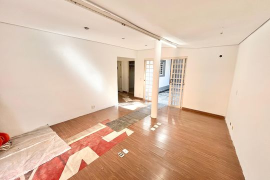 Casa à venda com 3 quartos, 226m² em Tucuruvi, São Paulo