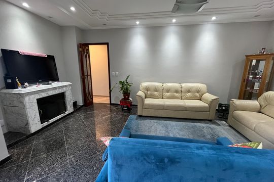 Sala de apartamento à venda com 3 quartos, 195m² em Vila Amélia, São Paulo