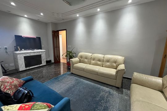Sala de apartamento à venda com 3 quartos, 195m² em Vila Amélia, São Paulo
