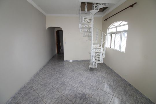 Casa para alugar com 3 quartos, 230m² em Jardim das Industrias, São José dos Campos