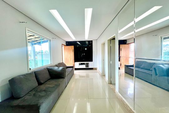 Casa para alugar com 3 quartos, 65m² em Santa Monica, Belo Horizonte