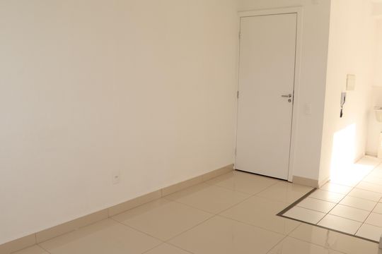 Apartamento à venda com 2 quartos, 42m² em Residencial Barcelona, Goiânia