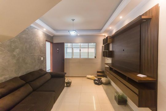 Sala de casa para alugar com 3 quartos, 160m² em Jardim Planalto, Mogi das Cruzes