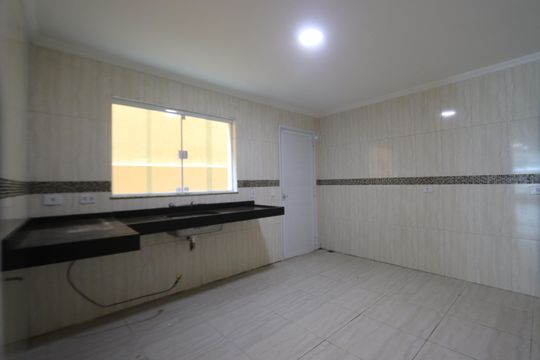 Cozinha de casa à venda com 3 quartos, 350m² em Jardim Cotiana, São Paulo