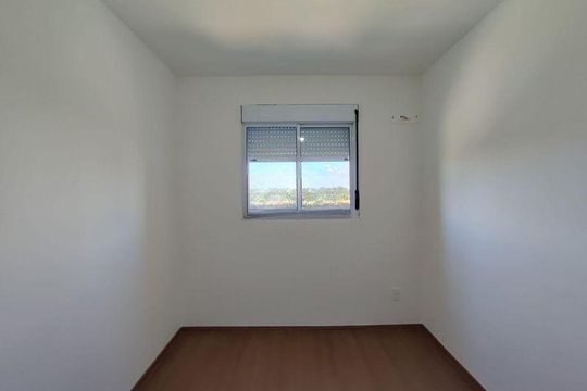Quarto 2 de apartamento para alugar com 2 quartos, 54m² em Jardim Itu Planalto, Porto Alegre