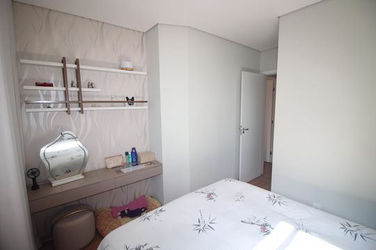 Quarto 1 de apartamento à venda com 3 quartos, 79m² em Cabral, Contagem