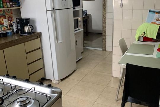 Cozinha de apartamento para alugar com 3 quartos, 88m² em Vila Valqueire, Rio de Janeiro