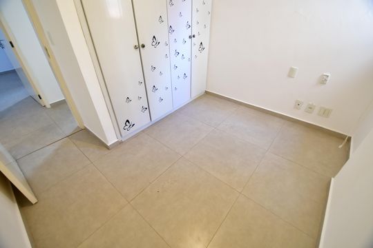 Quarto 1 de apartamento à venda com 2 quartos, 81m² em Cambuí, Campinas