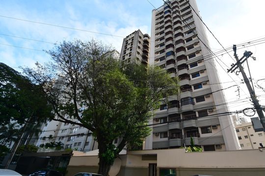 Fachada do Prédio de apartamento à venda com 2 quartos, 81m² em Cambuí, Campinas