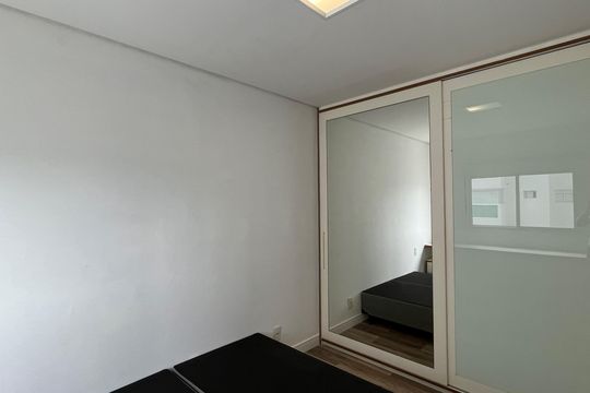 Suíte de apartamento para alugar com 2 quartos, 64m² em Pompéia, Santos