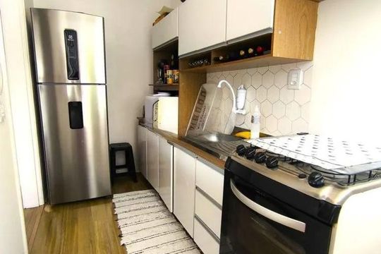 Cozinha de apartamento para alugar com 1 quarto, 38m² em Glória, Porto Alegre