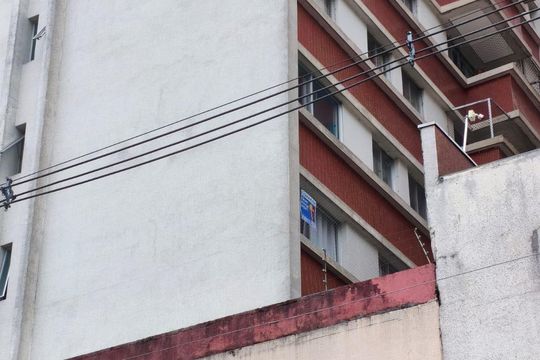 Placa de apartamento à venda com 3 quartos, 135m² em Cristo Rei, Curitiba