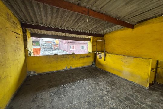 Quintal de casa à venda com 4 quartos, 250m² em Conjunto Habitacional Aguia de Haia, São Paulo