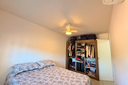 Quarto 2 de apartamento à venda com 2 quartos, 53m² em Fátima, Canoas